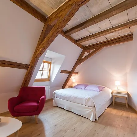 La Maison D'emilie Гостевой дом